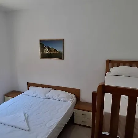 Treracat 호스텔 Vlorë